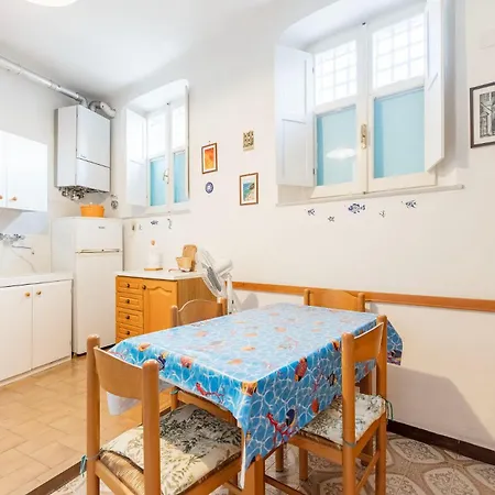 Casa Aura * Levanto